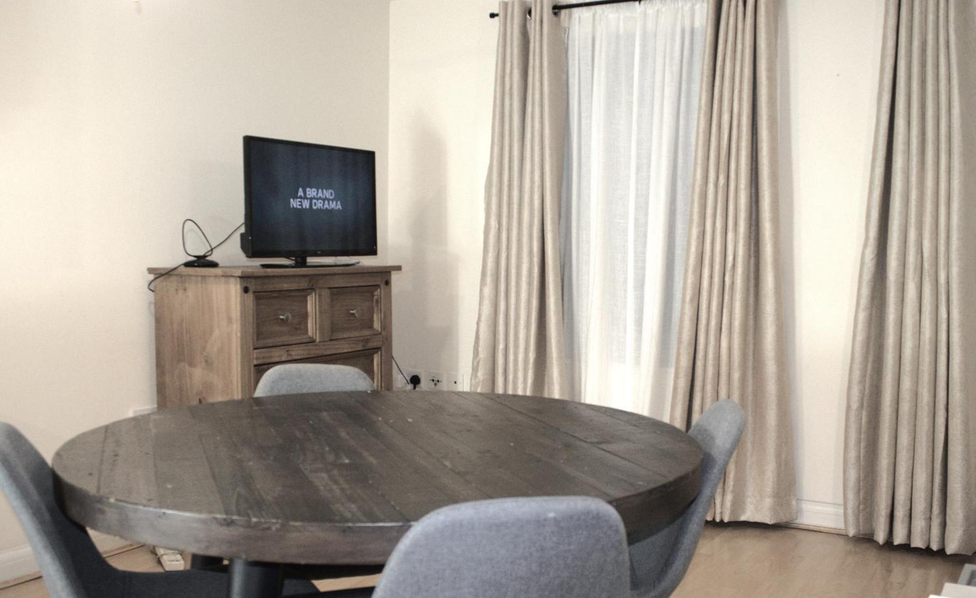 Spacious 2Br Flat In Central London Near Elephant And Castle Station Apartment Bagian luar foto